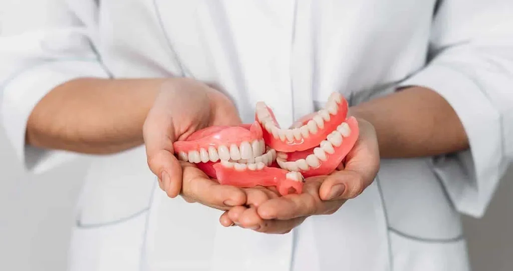 Dentures and dental bridges for missing teeth replacement in Indore